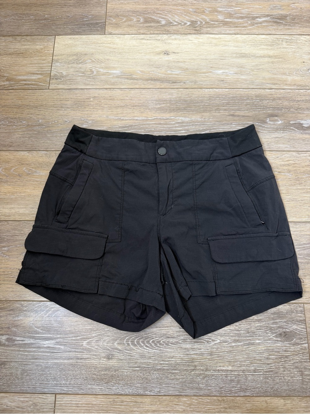 Athleta Black Women's Cargo Athletic Shorts